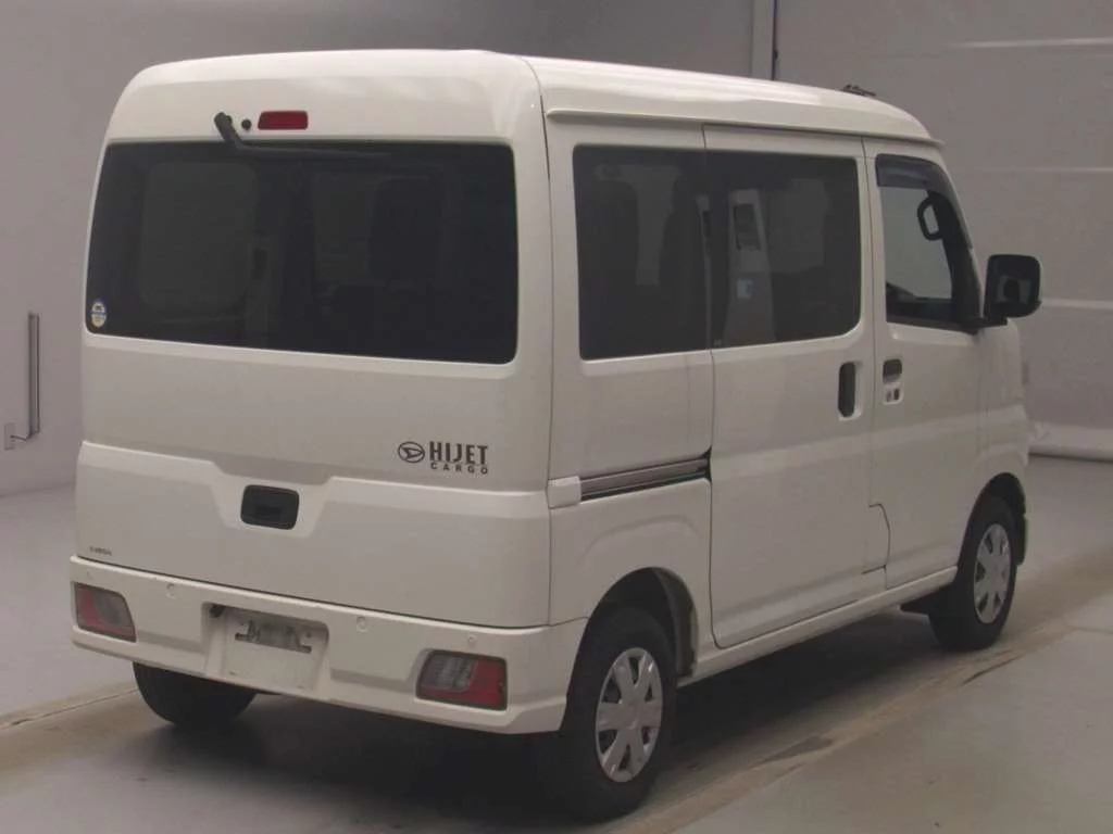 Daihatsu Hijet Cargo S700V 2022